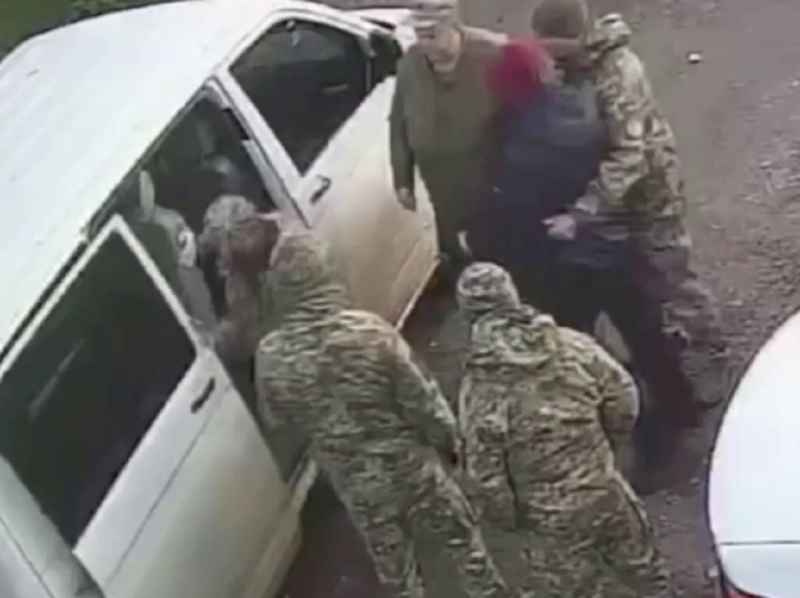 «Сотни людей платят деньги и погибают»: украинцы бегут из страны из-за мобилизации