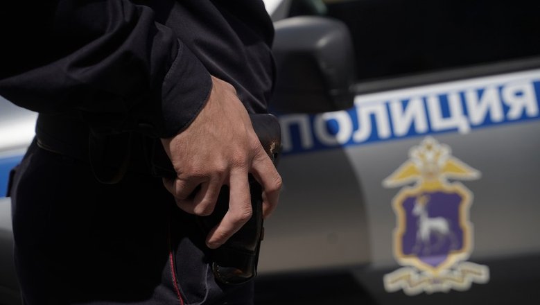 В Москве арестовали мужчину, спрыгнувшего с крыши вагона метро в Москву-реку