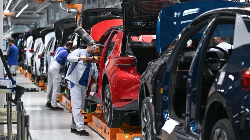 Volkswagen планирует приостановить выпуск 2 моделей из-за проблем с чипами
