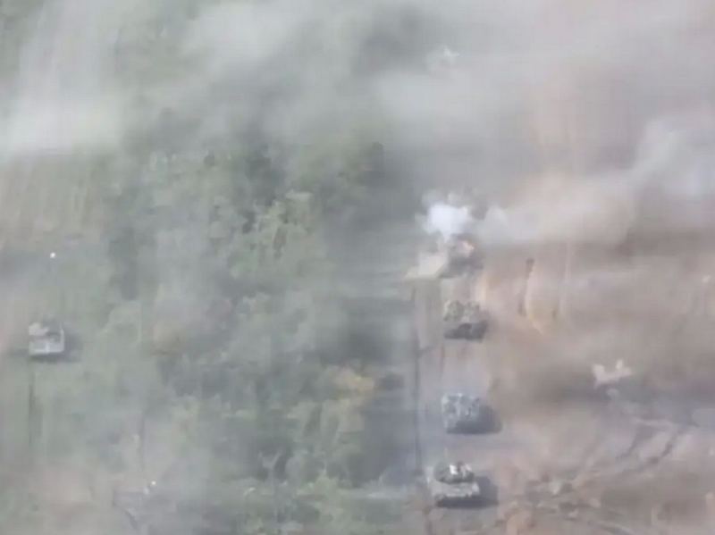 ВС РФ взяли в котел под Красным Лиманом группировку ВСУ с 600 танками