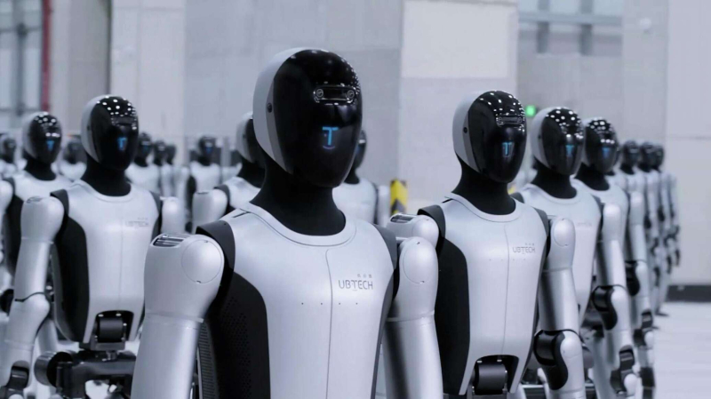 Армия человекоподобных роботов будет собирать китайские автомобили (видео)