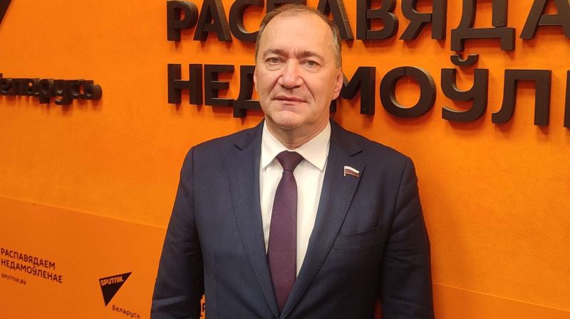 Белик: Запад напрямую заинтересован в коррупционном скандале на Украине