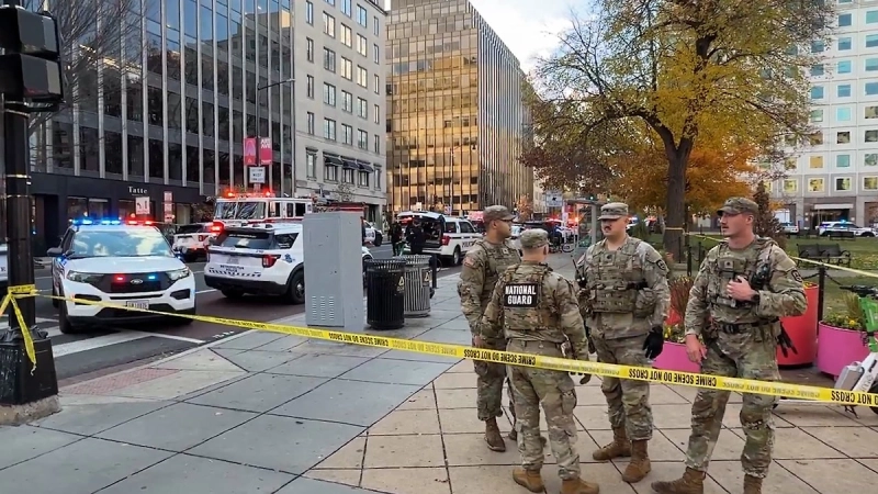 Белый дом перевели в режим изоляции после стрельбы возле резиденции