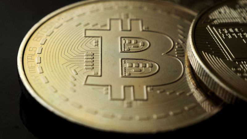 Биткоин упал ниже  тыс - впервые за семь месяцев