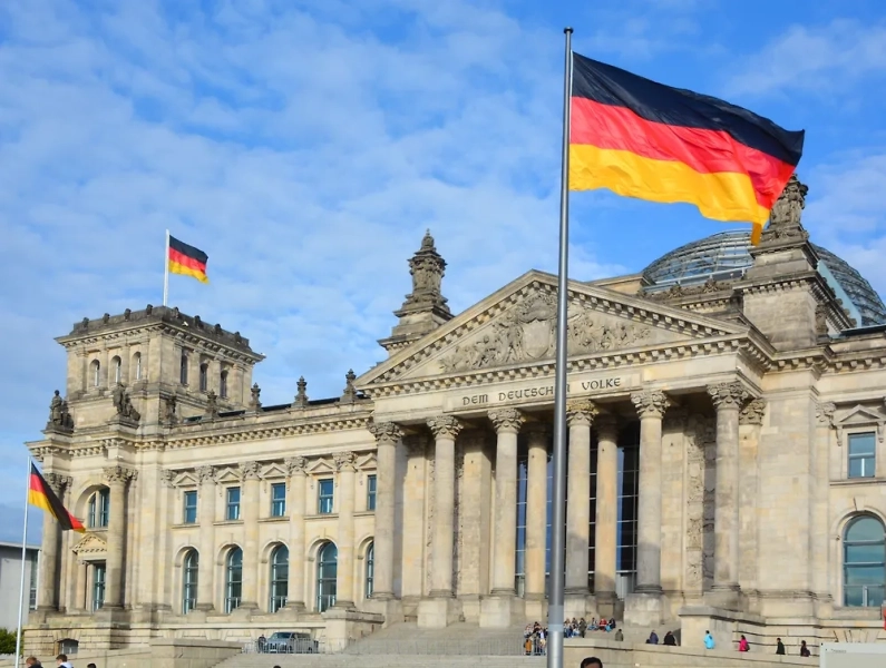 Депутаты АдГ приехали в Россию на фоне угроз исключения из партии