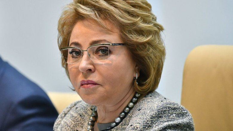 Матвиенко поздравила женщин с Днем матери