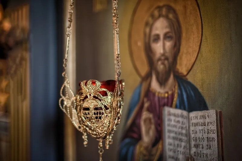 На фронт для российских бойцов доставили мощи 17 святых и иконы