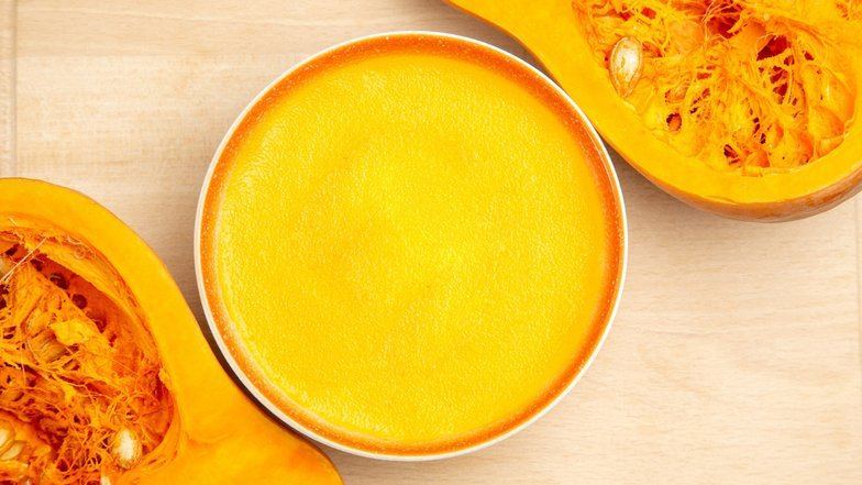 Оладьи для осеннего уюта: от бабушкиных пушистых до ароматных с тыквой и яблоком