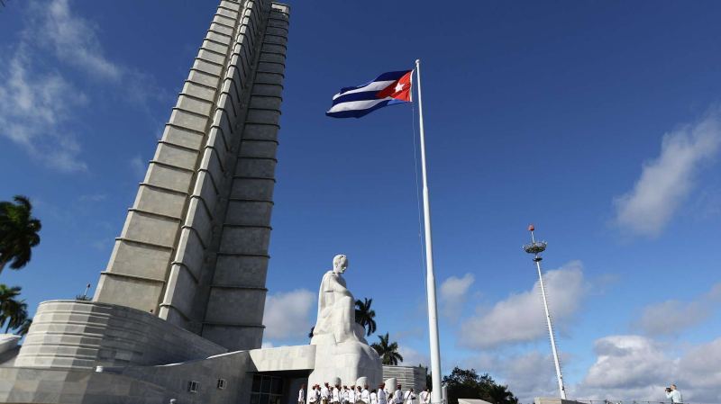 Совет Республики призвал отменить экономическую блокаду Кубы