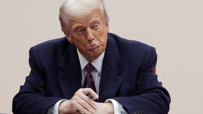 Трамп стал беднее на миллиард долларов