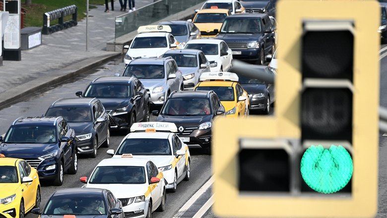 В центре Москвы восстановили движение автомобилей