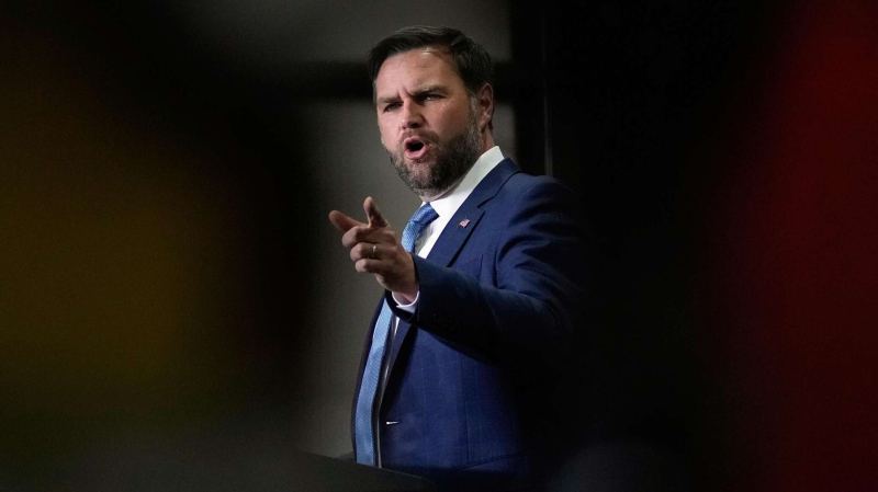 Вэнс: диалог Путина и Трампа нужен для урегулирования конфликта на Украине