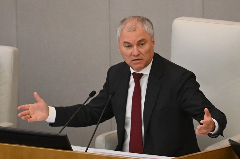 Володин: Никто не собирается повышать возраст выхода на пенсию