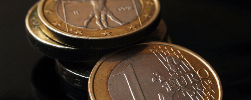Монеты номиналом один евро