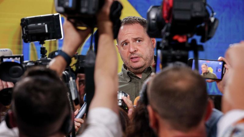 Европа включила "антикриз": Ермак держал Зеленского под гипнозом