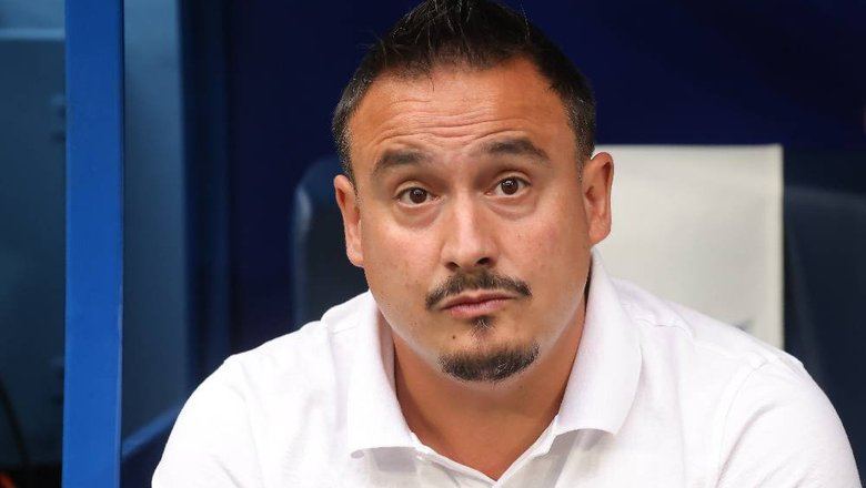 Футбольный клуб «Ростов» продлил контракт с главным тренером Альбой