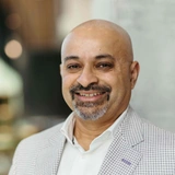 Гореть — дело молодых: ученый назвал 3 причины, почему зумерам так тяжело на работе