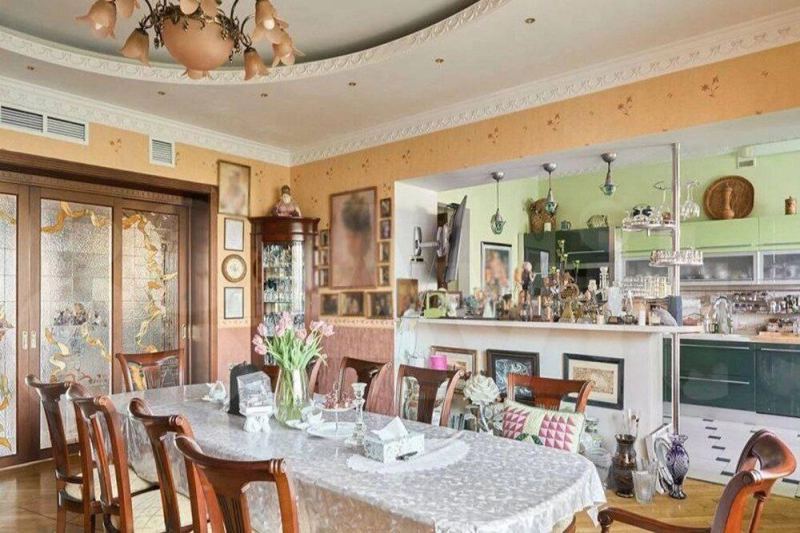 «Я непубличная личность»: покупательница квартиры Долиной прервала молчание и впервые высказалась о скандале