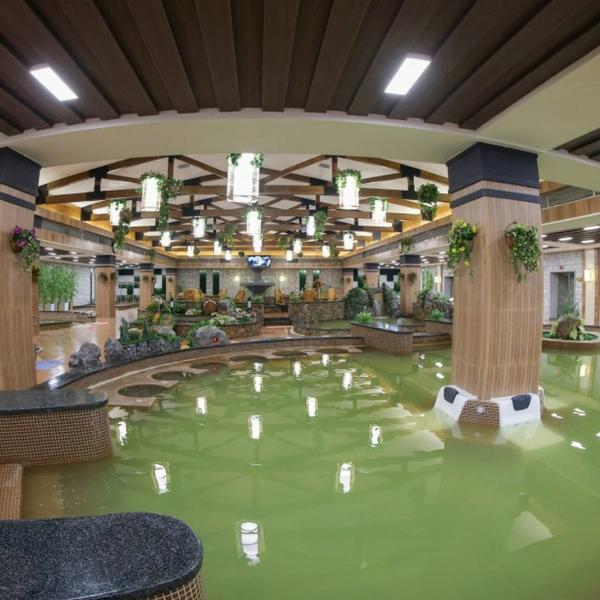 Ким Чен Ын открыл новый горнолыжный курорт на севере КНДР. 25 фото вождя с дочерью и пяти новых отелей