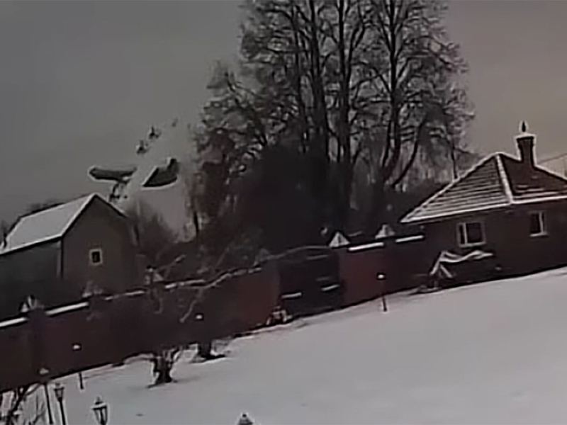 Крушение Ан-22 в Ивановской области случайно попало на видео