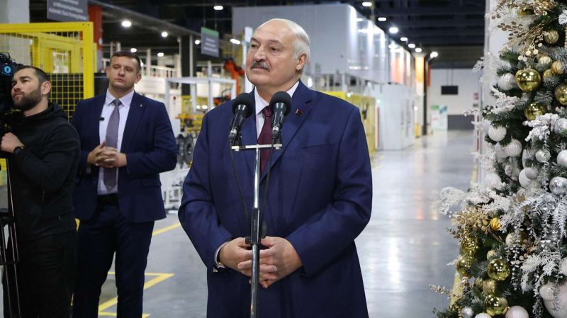 Лукашенко рассказал, как предупреждал Путина об опасности покушения