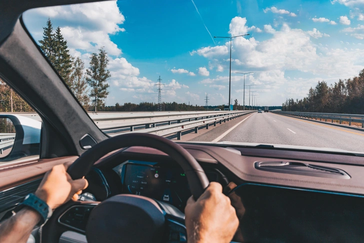 Музыка может влиять на ваше вождение — но не всегда так, как вы ожидаете