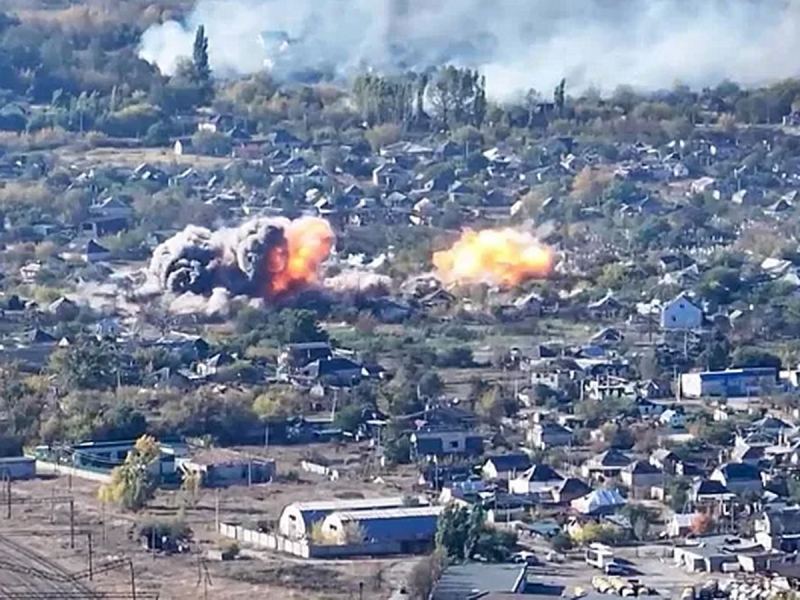 «Не исключено, что это задумка Генштаба»: президента тайно везут в Купянск для срочного обращения?