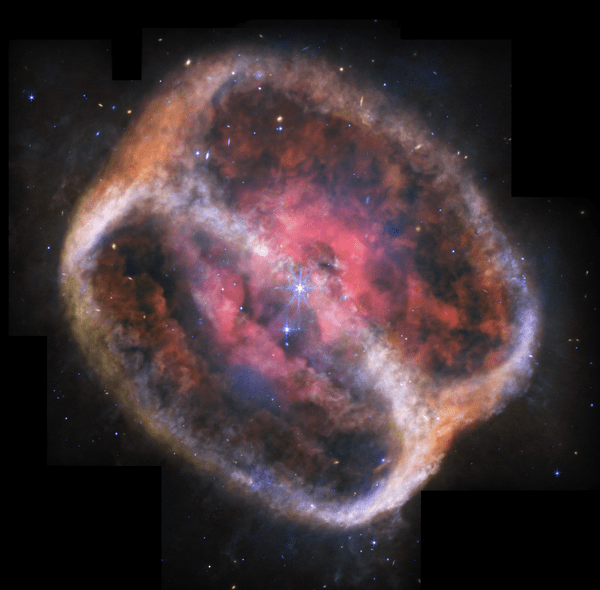 Космический телескоп NASA &amp;quot;Джеймс Уэбб&amp;quot; получил самое детальное на сегодняшний день изображение планетарной туманности NGC 1514.На снимке запечатлены газ и пыль, которые выбросила в открытый космос умирающая звезда под названием NGC 1514 в созвездии Тельца примерно в 1500 световых годах от Земли. Сфотографировать ее удалось в среднем инфракрасном диапазоне.