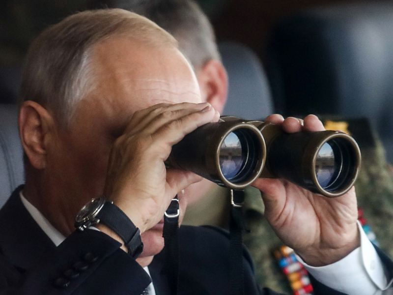 Reuters со ссылкой на разведку США сообщило, что Путин намерен вернуть всю Украину и Прибалтику