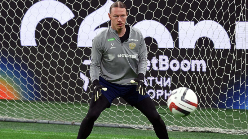 Сафонов не пропустил ни одного мяча и принес победу "Пари Сен-Жермену"