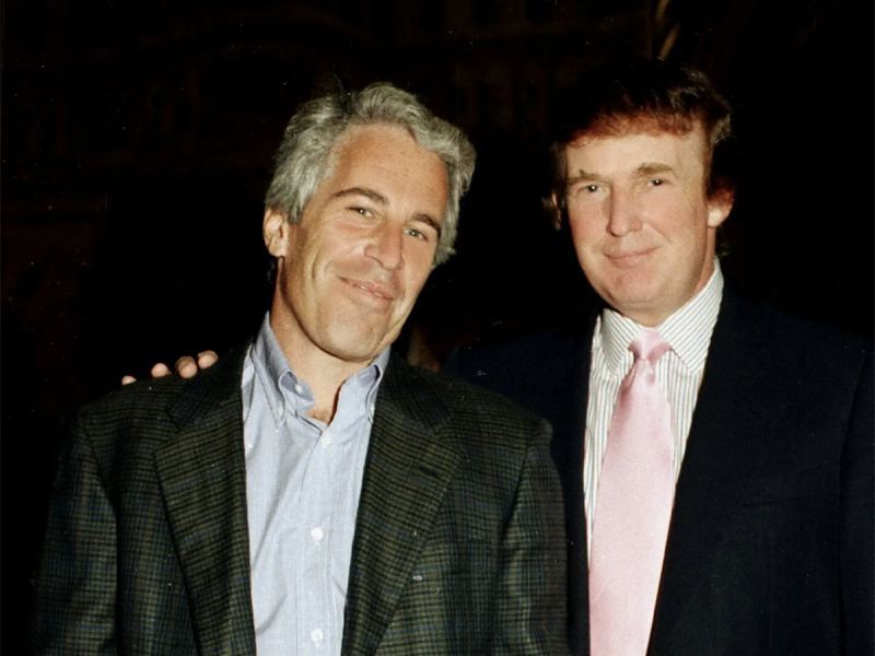 Time: в документах по делу Эпштейна нашли обвинение Трампа в изнасиловании