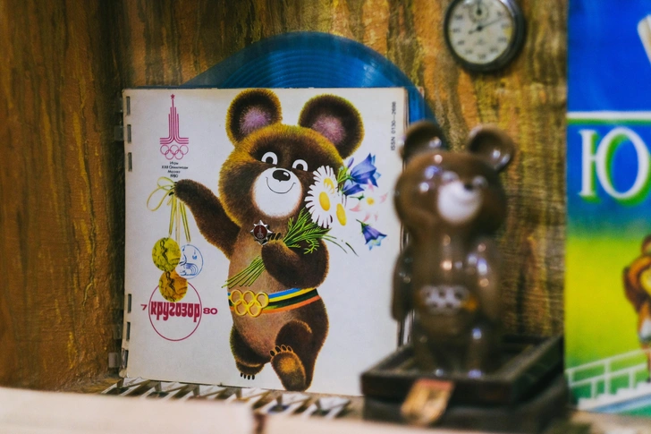 «У нас будет нормальный мишка вместо неваляшки»: российские олимпийцы вернули себе талисман 1980 года