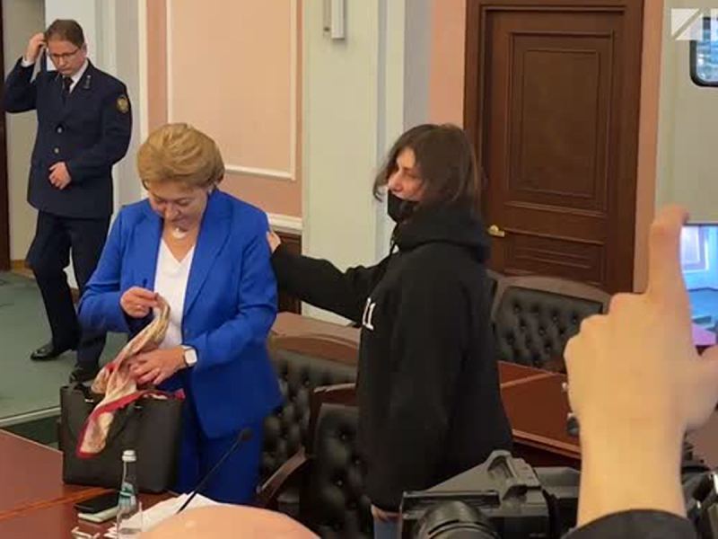 «У нас разные вкусы»: покупательница квартиры Долиной разоткровенничалась на ТВ