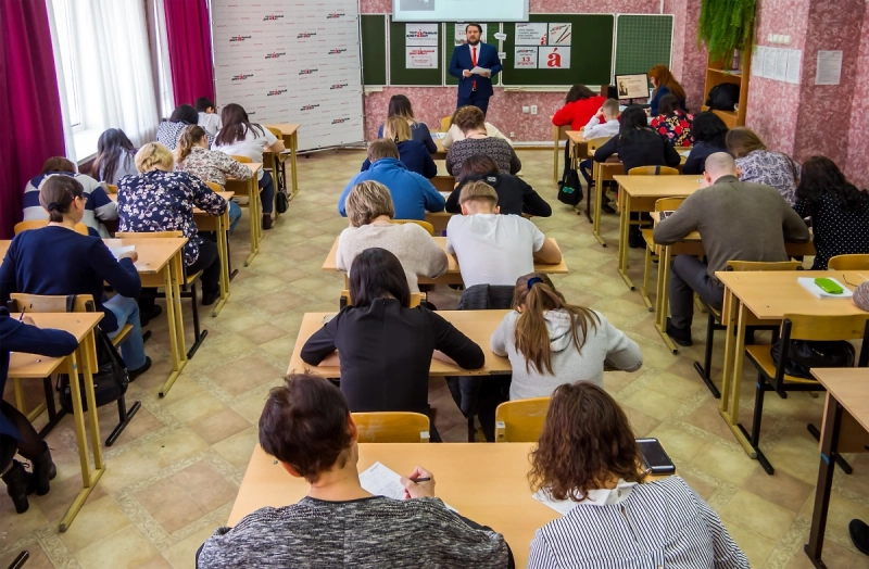 В России утвердили расписание ЕГЭ на 2026 год