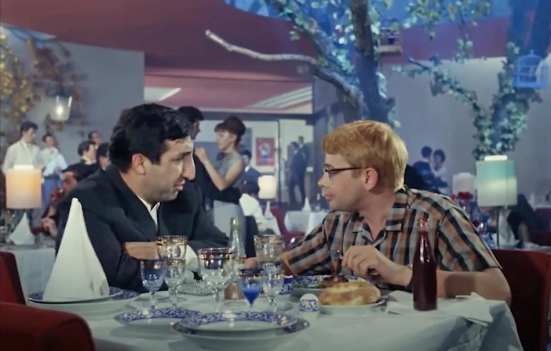 В России за год закрылось более 3% заведений общепита