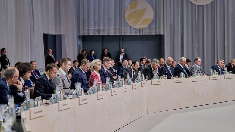 В Турции заявили, что ЕС вступил на безвозвратный путь: Украина приведет Европу к концу