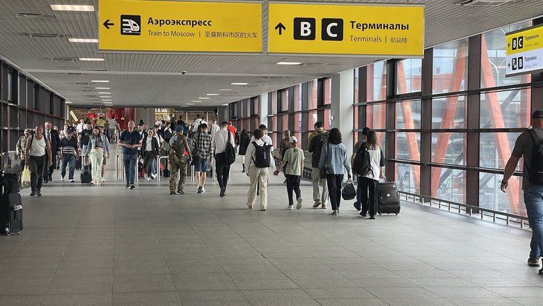 Восемь миллионов россиян не смогут покинуть страну из-за долгов