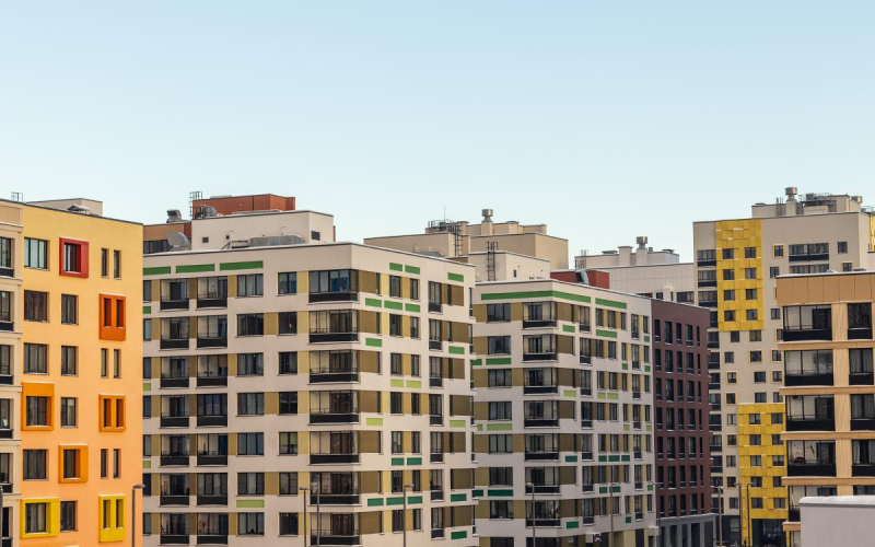 Аналитики оценили продажи новостроек в России в 2025 году