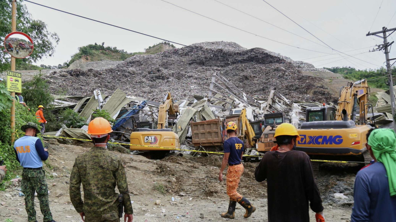 Четыре человека погибли на свалке на Филиппинах