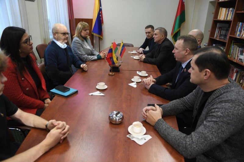 Встреча в посольстве Венесуэлы в Минске