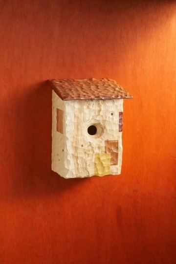 Дизайнеры спроектировали скворечники для выставки MAD Brussels