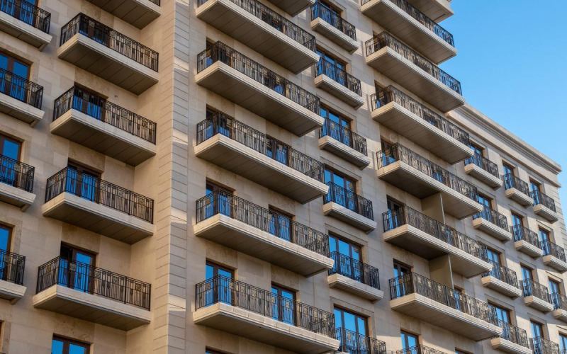 Эксперты оценили рост объема продаж элитных новостроек в Москве за год