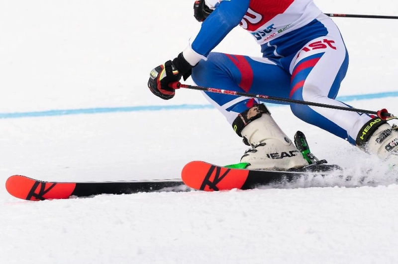 Еще семь российских спортсменов получили нейтральные статусы от FIS