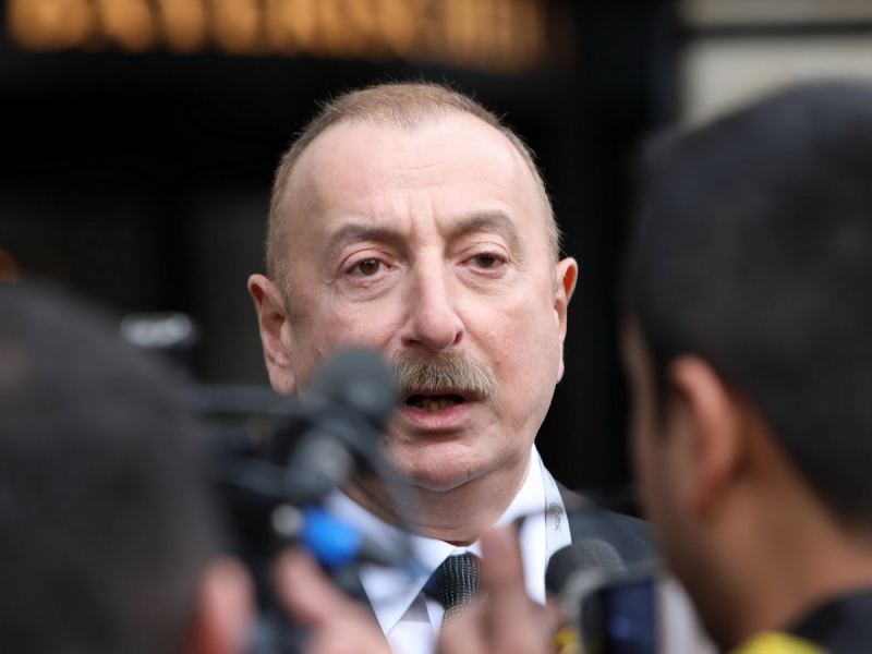 «Это сигнал Баку не только Москве»: Алиев устроил новый демарш после удара по «Садоводу»