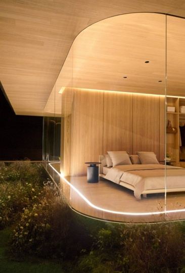 Фаррелл Уильямс спроектировал дом для показа Louis Vuitton