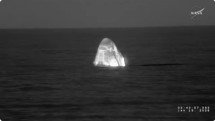 Корабль с участниками первой в истории медицинской эвакуации с МКС вернулся на Землю