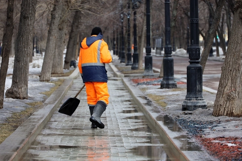 Мигрантов хотят обязать проходить медосмотр в первый месяц после въезда в Россию