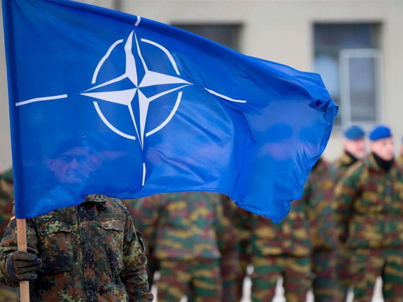 «Не против России»: войскам НАТО на Украине найдено оправдание