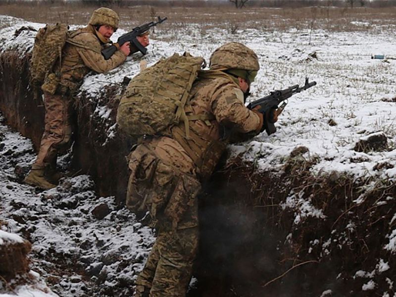 NZZ: Украина испытывает самый тяжелый кризис с начала СВО на фоне атак РФ