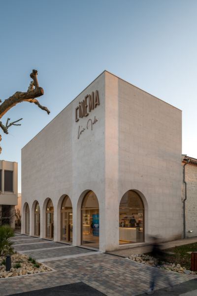 Расширение кинотеатра имени Луи Малле в городе Прайссак, Франция